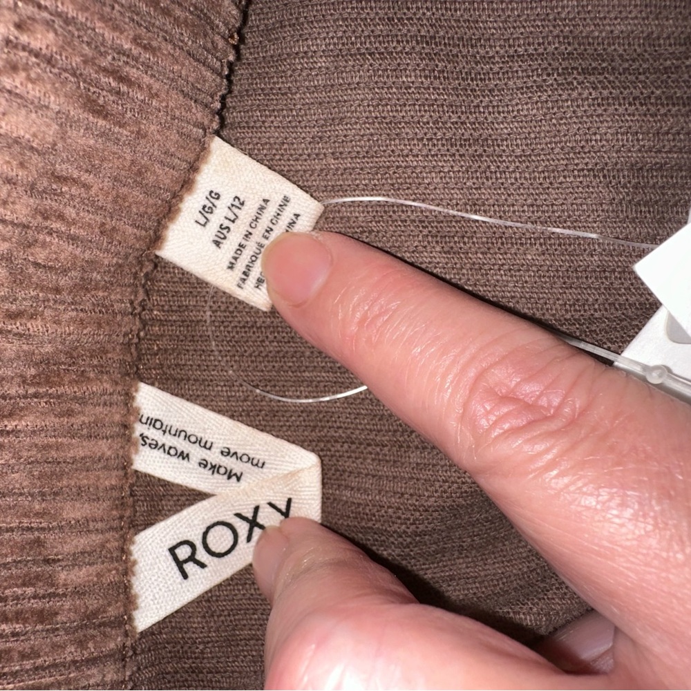 Roxy Kick Back Washed Cord brown Shirt Shacket Corduroy size Large NWT - Picture 7 of 9